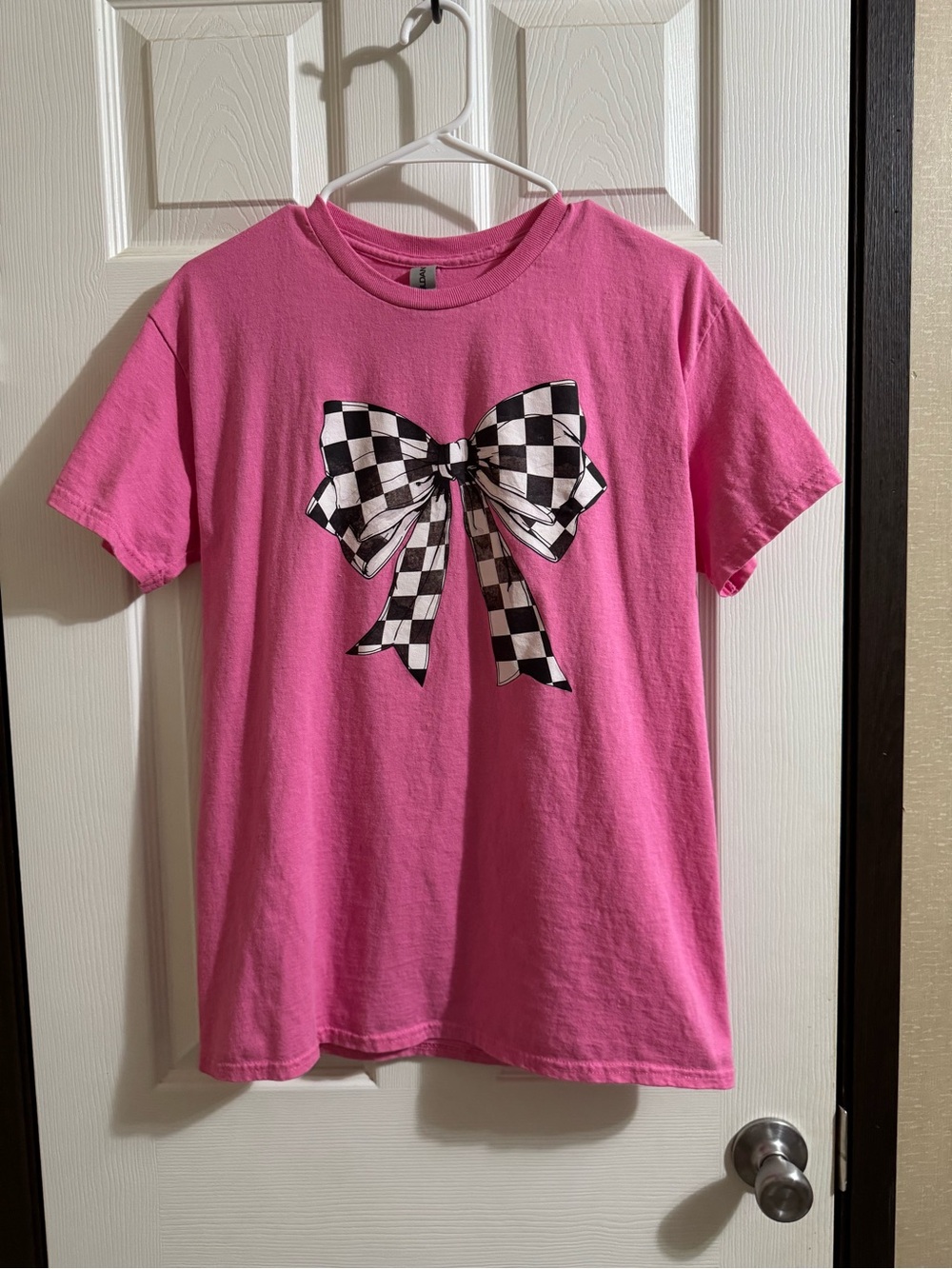 Pink T-Shirt with Black & White Checkered Bow